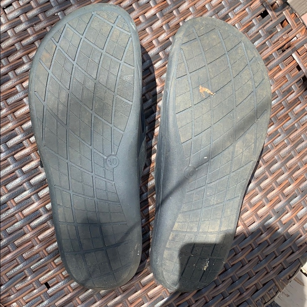 Gray Slides - Picture 3 of 3